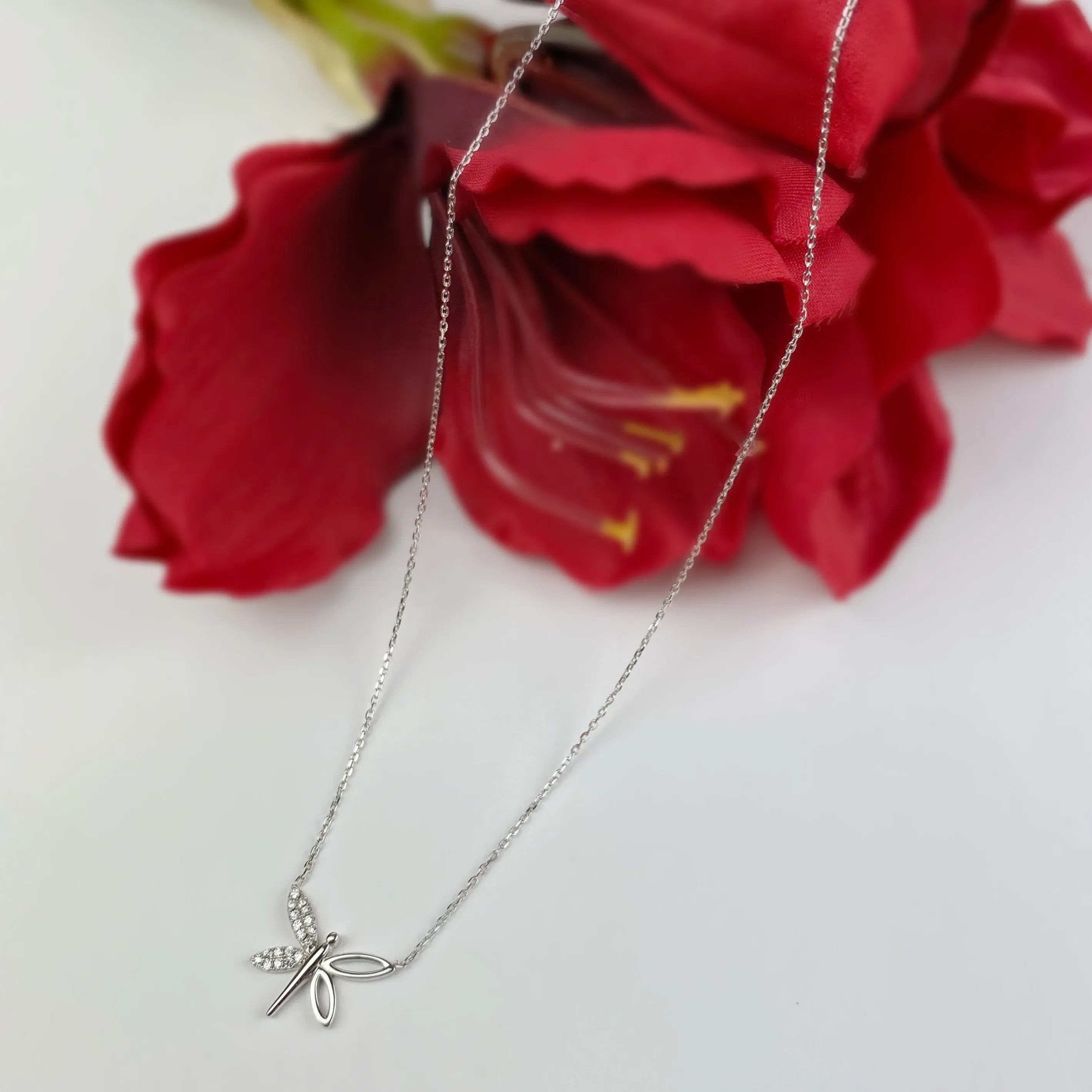Dragonfly Sparkle Necklace - VNKL308