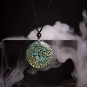 Nadia - Reiki necklace with pendant